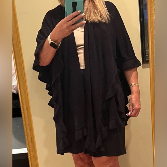 Soft One Size Black Shawl Wrap - Picture 2 of 7